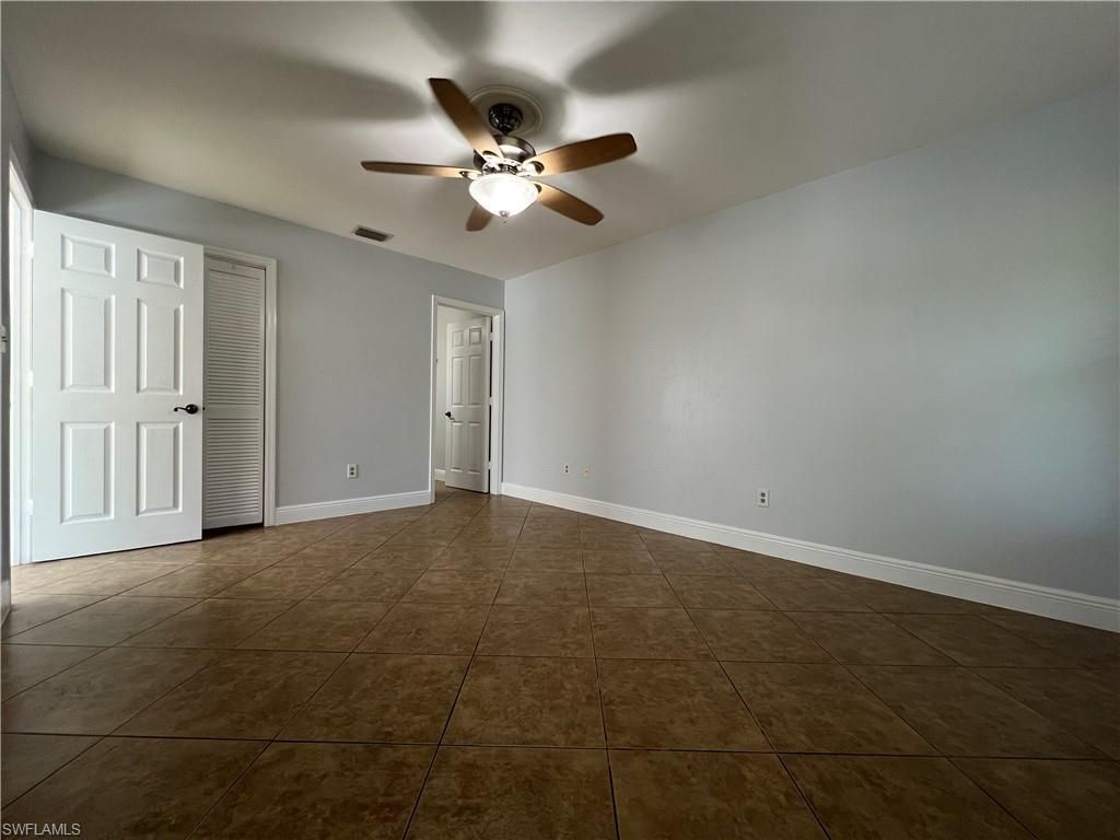 5270 Treetops Dr, Unit J201, Naples, FL 34113 Photo