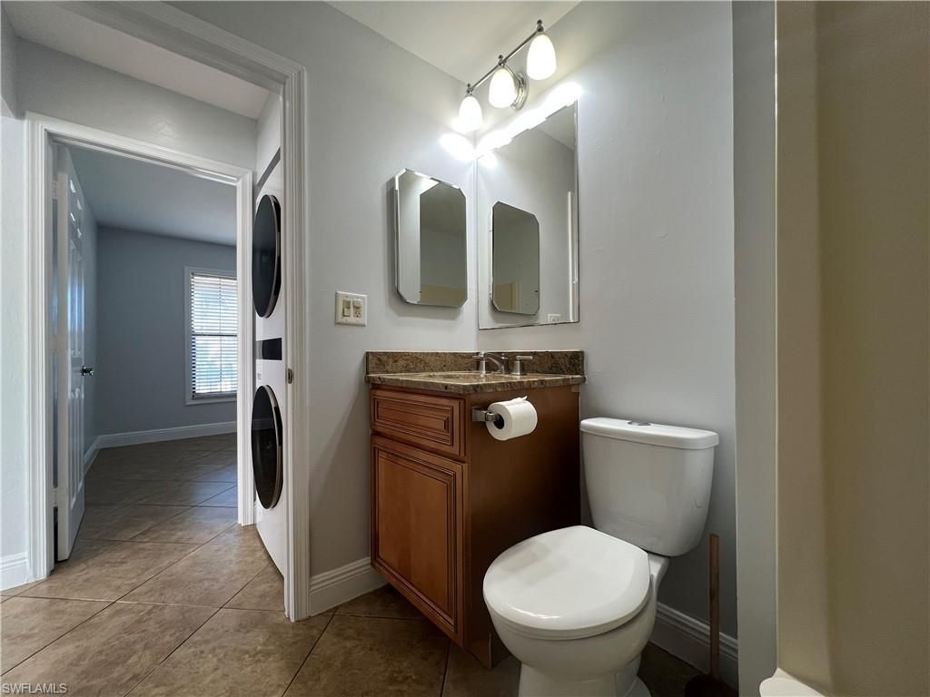 5270 Treetops Dr, Unit J201, Naples, FL 34113 Photo