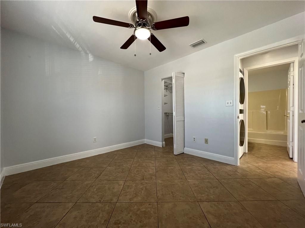 5270 Treetops Dr, Unit J201, Naples, FL 34113 Photo