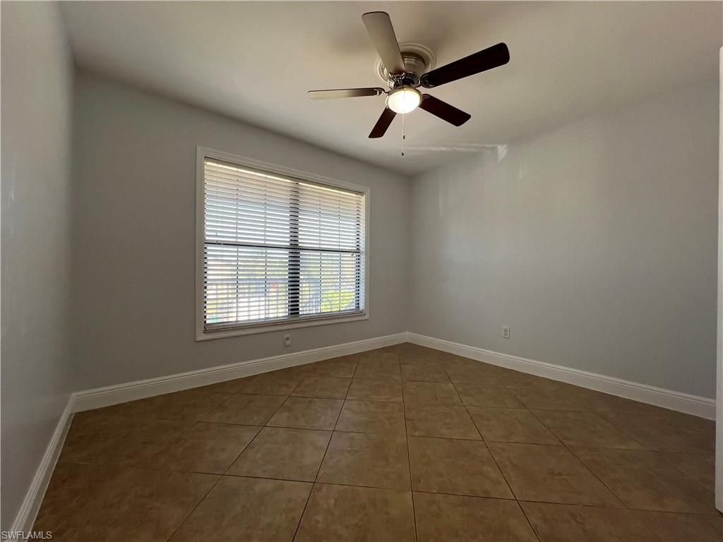 5270 Treetops Dr, Unit J201, Naples, FL 34113 Photo