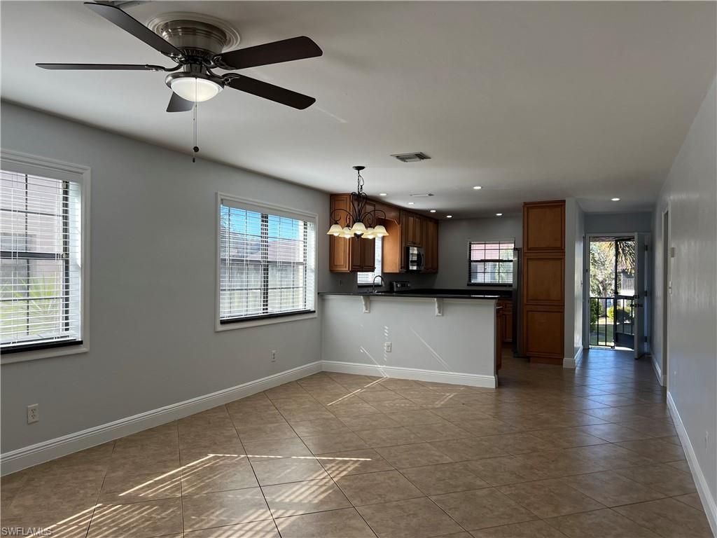 5270 Treetops Dr, Unit J201, Naples, FL 34113 Photo