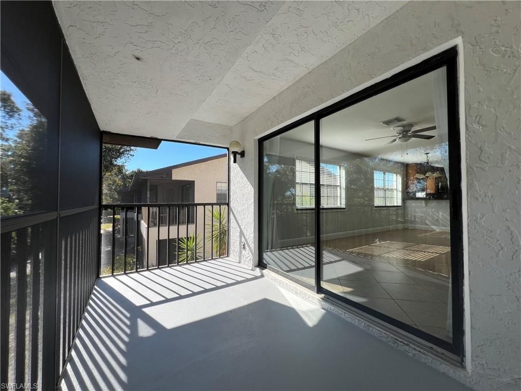 5270 Treetops Dr, Unit J201, Naples, FL 34113 Photo