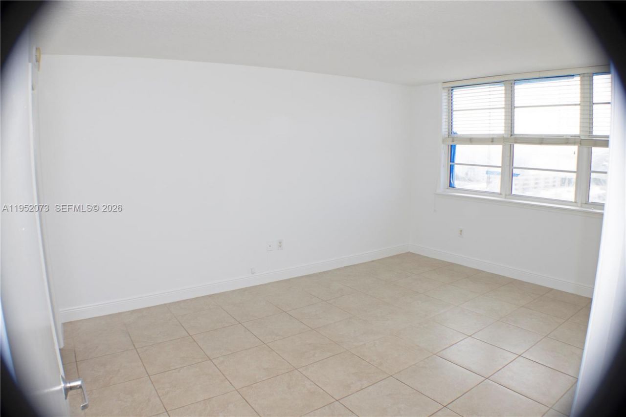 6917 Collins Ave, Unit 1224, Miami Beach, FL 33141 Photo