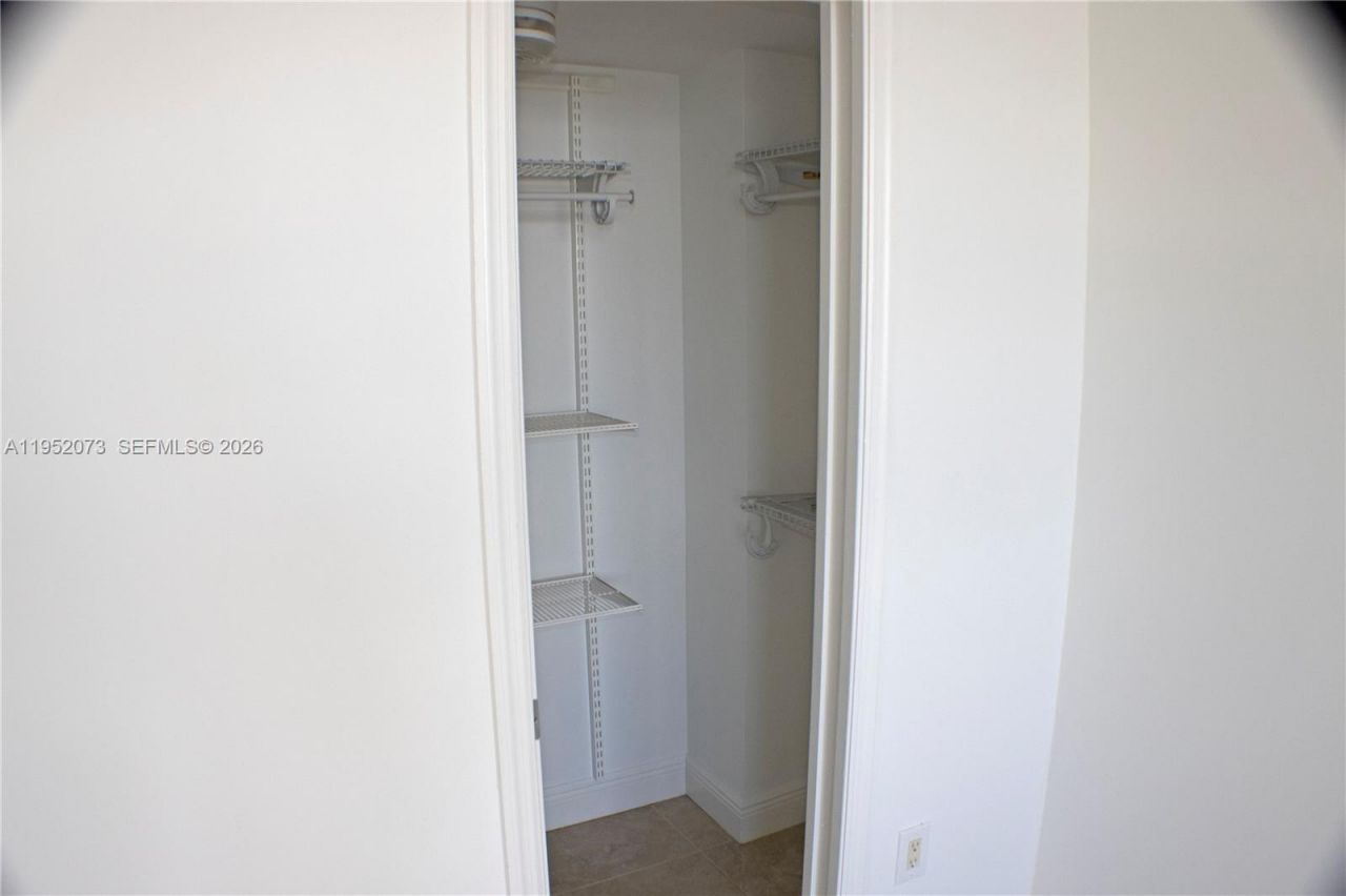 6917 Collins Ave, Unit 1224, Miami Beach, FL 33141 Photo
