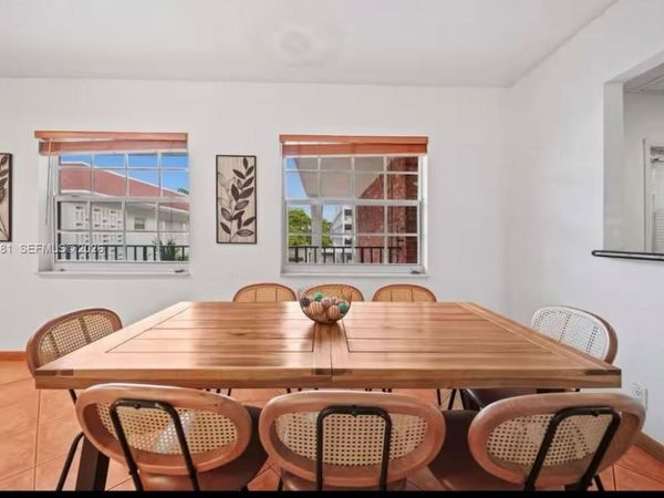 2424 NE 9th St, Unit 307, Fort Lauderdale, FL 33304