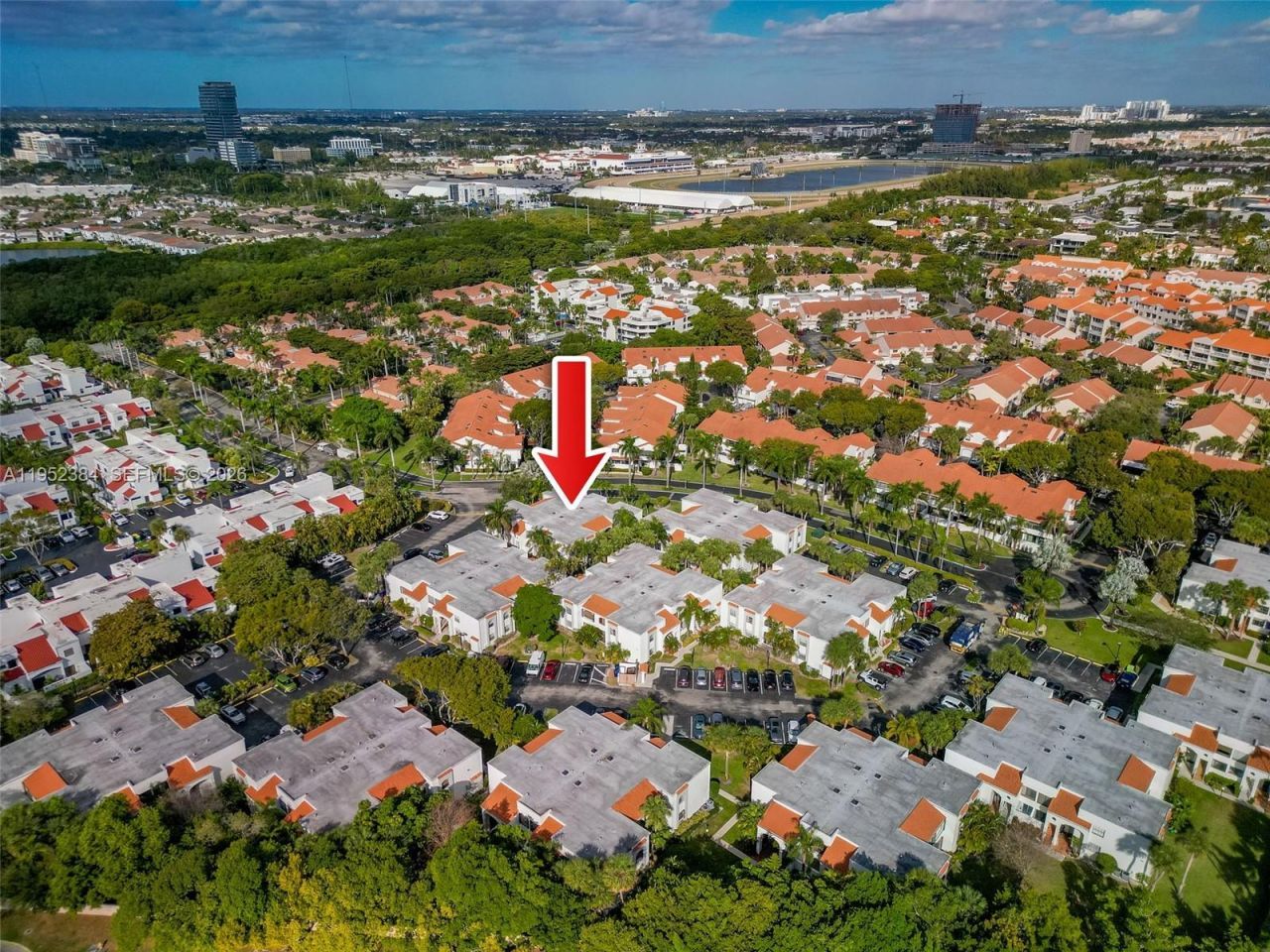 3545 Magellan Cir, Unit 351-5, Aventura, FL 33180 Photo