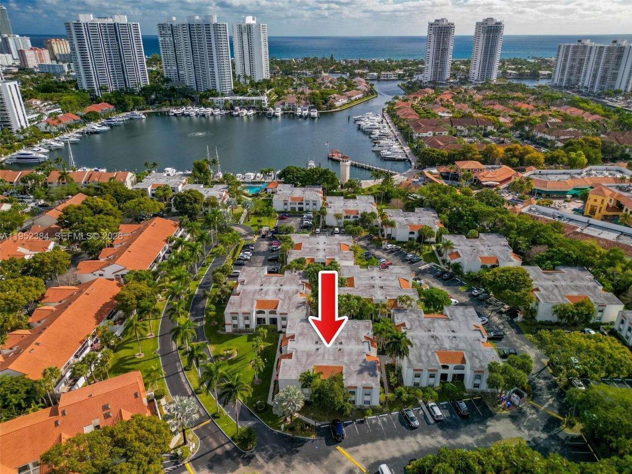 3545 Magellan Cir, Unit 351-5, Aventura, FL 33180 Photo