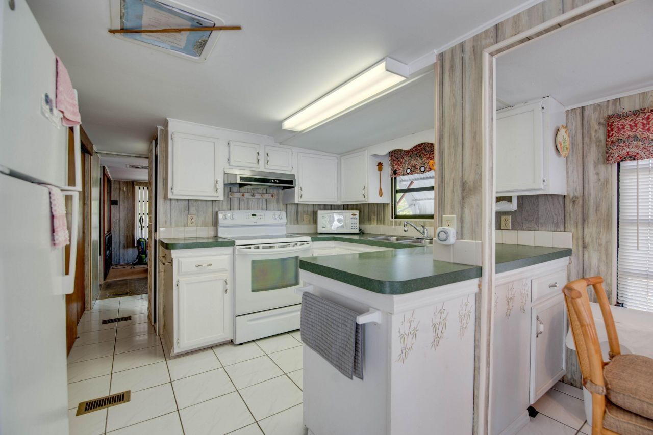 701 Spanish Main Drive, Unit 21, Cudjoe, FL 33042 Photo