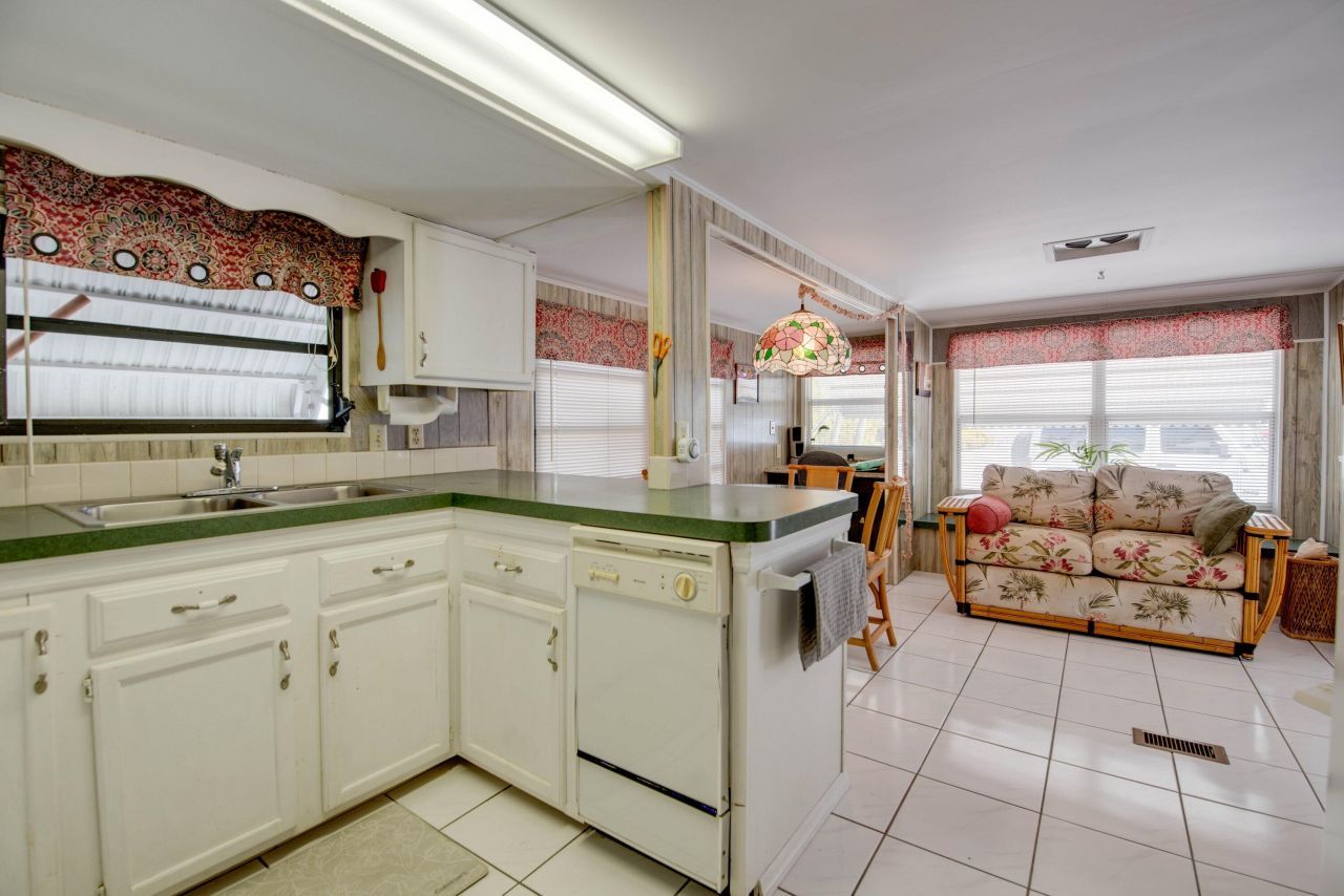 701 Spanish Main Drive, Unit 21, Cudjoe, FL 33042 Photo