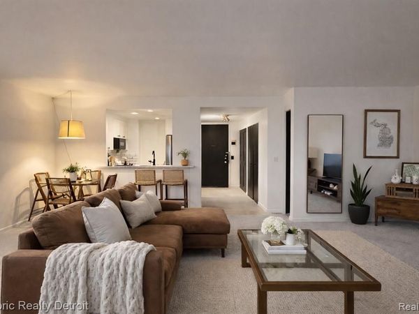 1300 E LAFAYETTE Street, Detroit, MI 48207