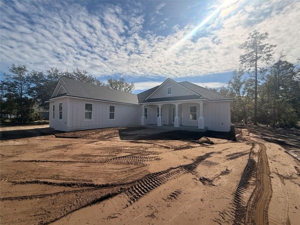 96076 CAPTAINS POINTE Road, Yulee, FL 32097