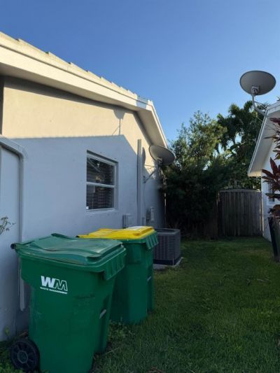 2940 NW 46 St, Tamarac, FL 33309 Photo