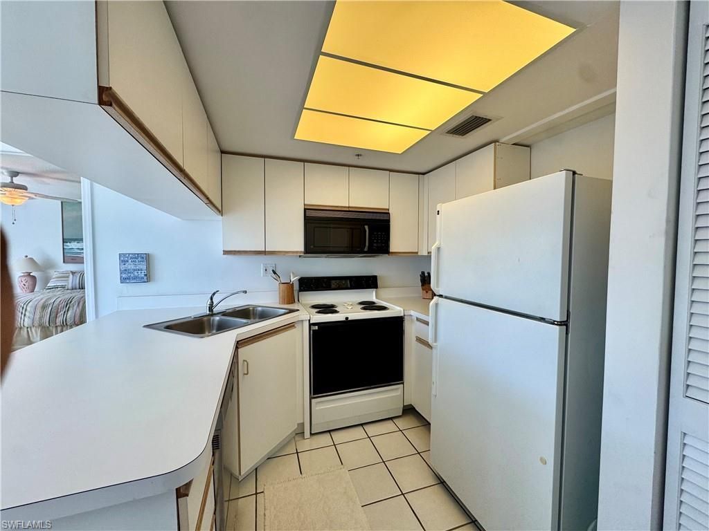 7390 Estero Blvd, Unit 403, Fort Myers Beach, FL 33931 Photo