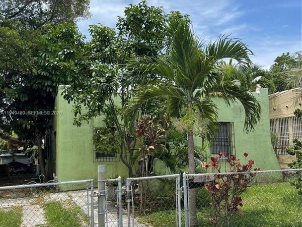 1120 NW 31st St, Miami, FL 33127