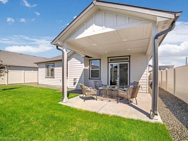 1462 W 67th Ave, Spokane, WA 99224