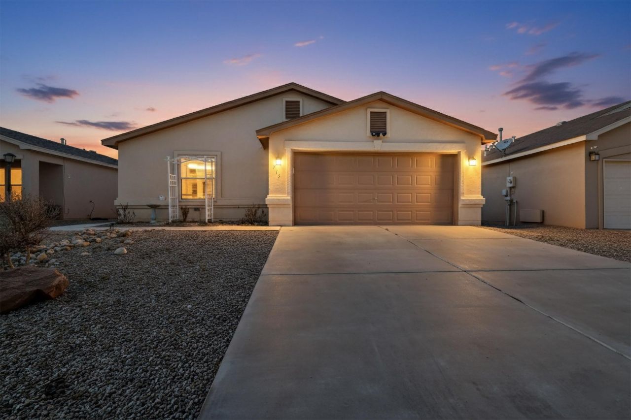 715 Redwood Street Sw, Rio Rancho, NM 87124 Main Photo