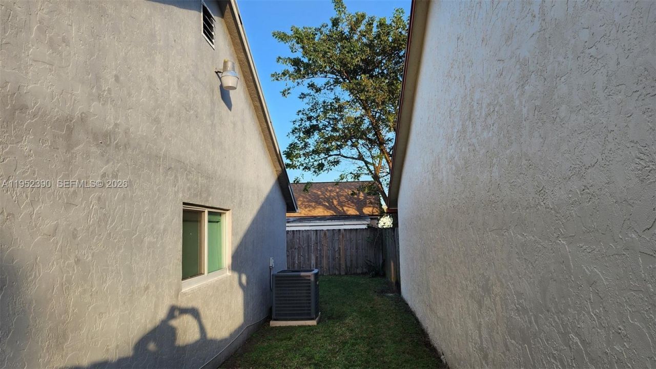 13337 SW 112th Pl, Miami, FL 33176 Photo