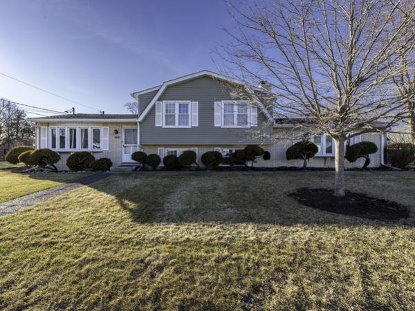 3000 19th Place, North Chicago, IL 60064