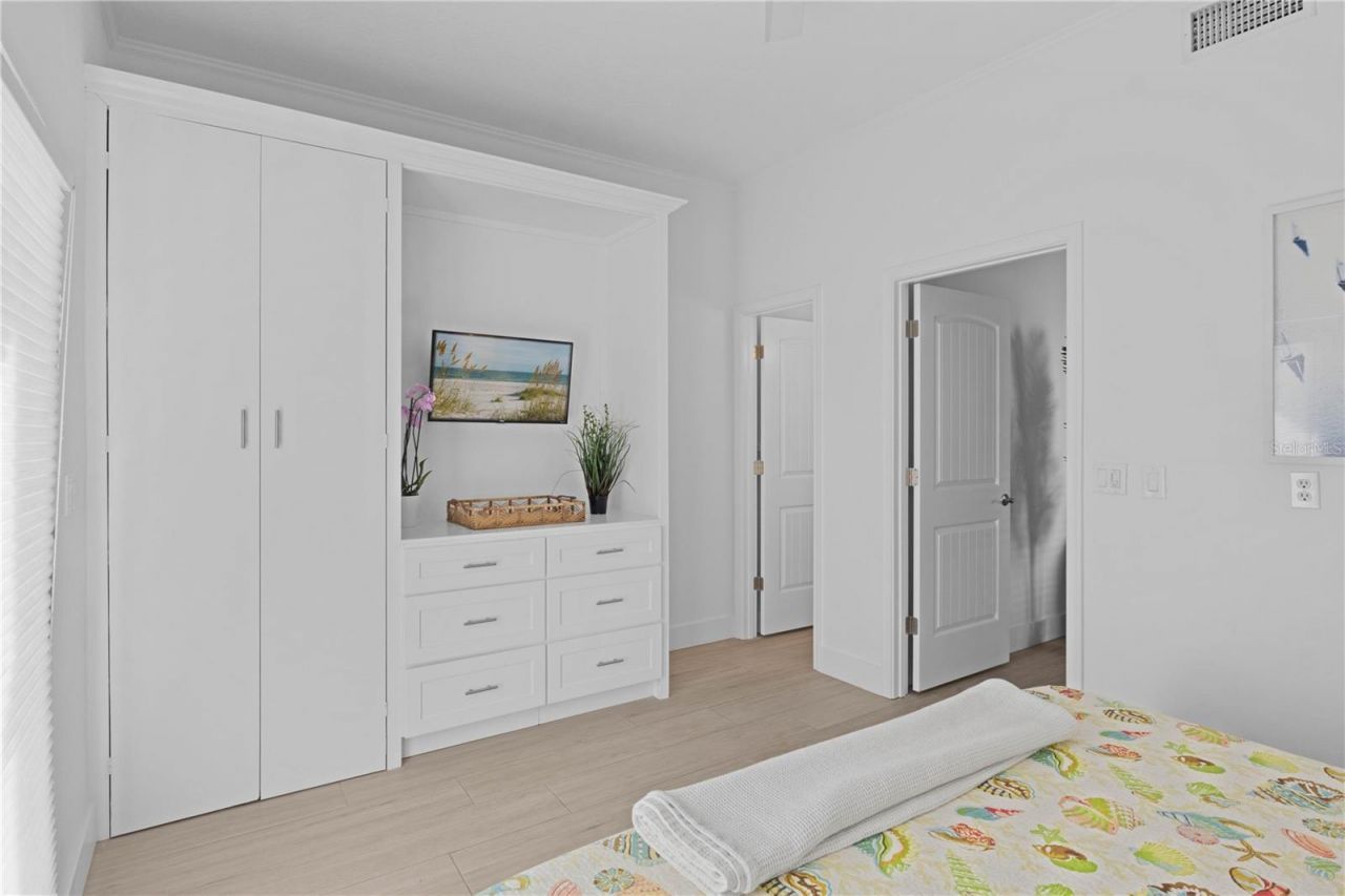 307 Spring Avenue, Anna Maria, FL 34216 Photo