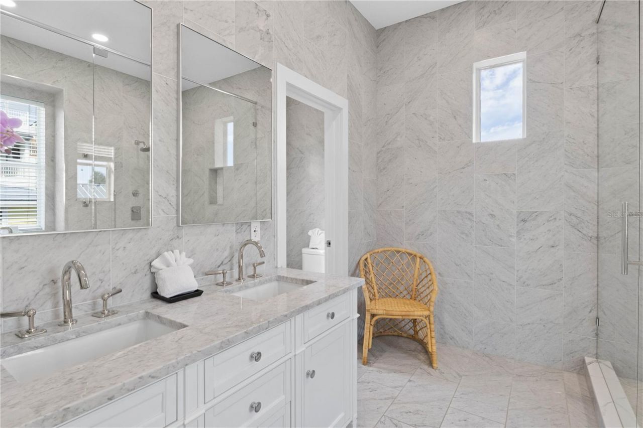 307 Spring Avenue, Anna Maria, FL 34216 Photo