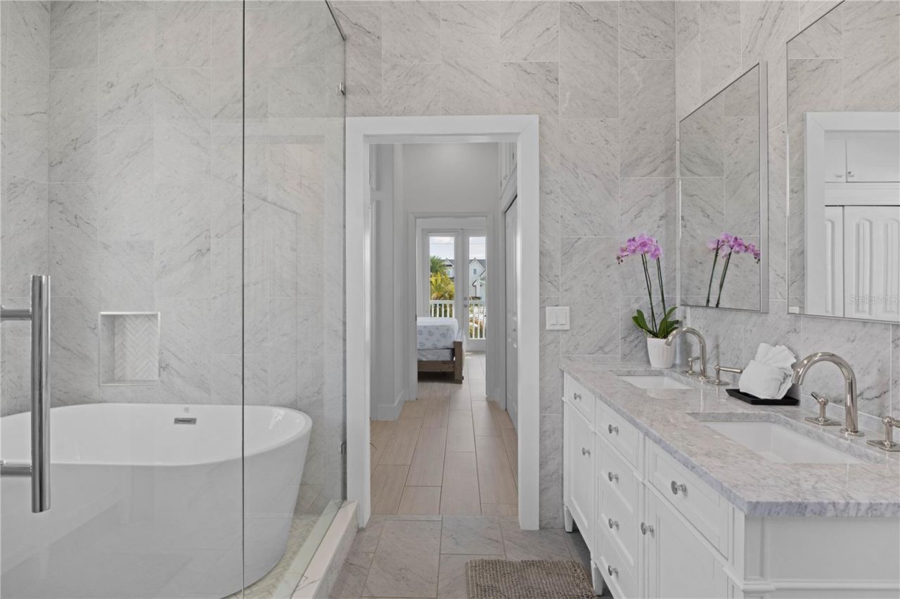 307 Spring Avenue, Anna Maria, FL 34216 Photo