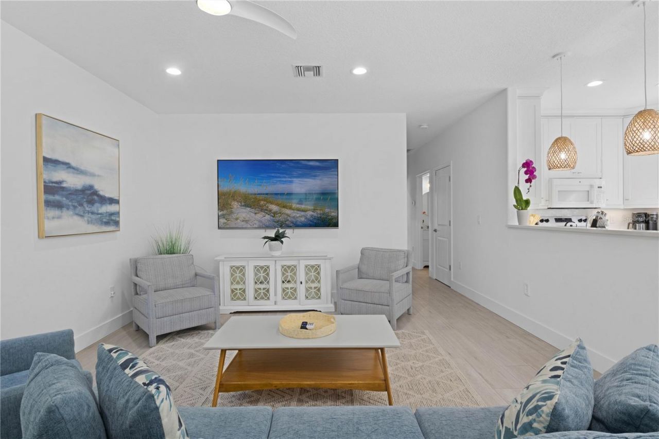 307 Spring Avenue, Anna Maria, FL 34216 Photo