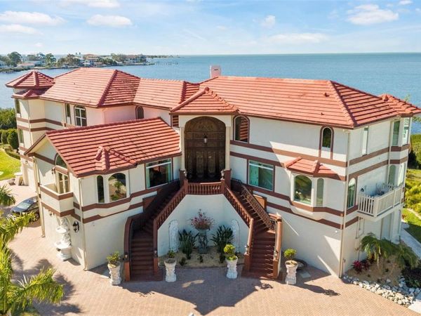 2115 ALEXIS COURT, TARPON SPRINGS, FL 34689