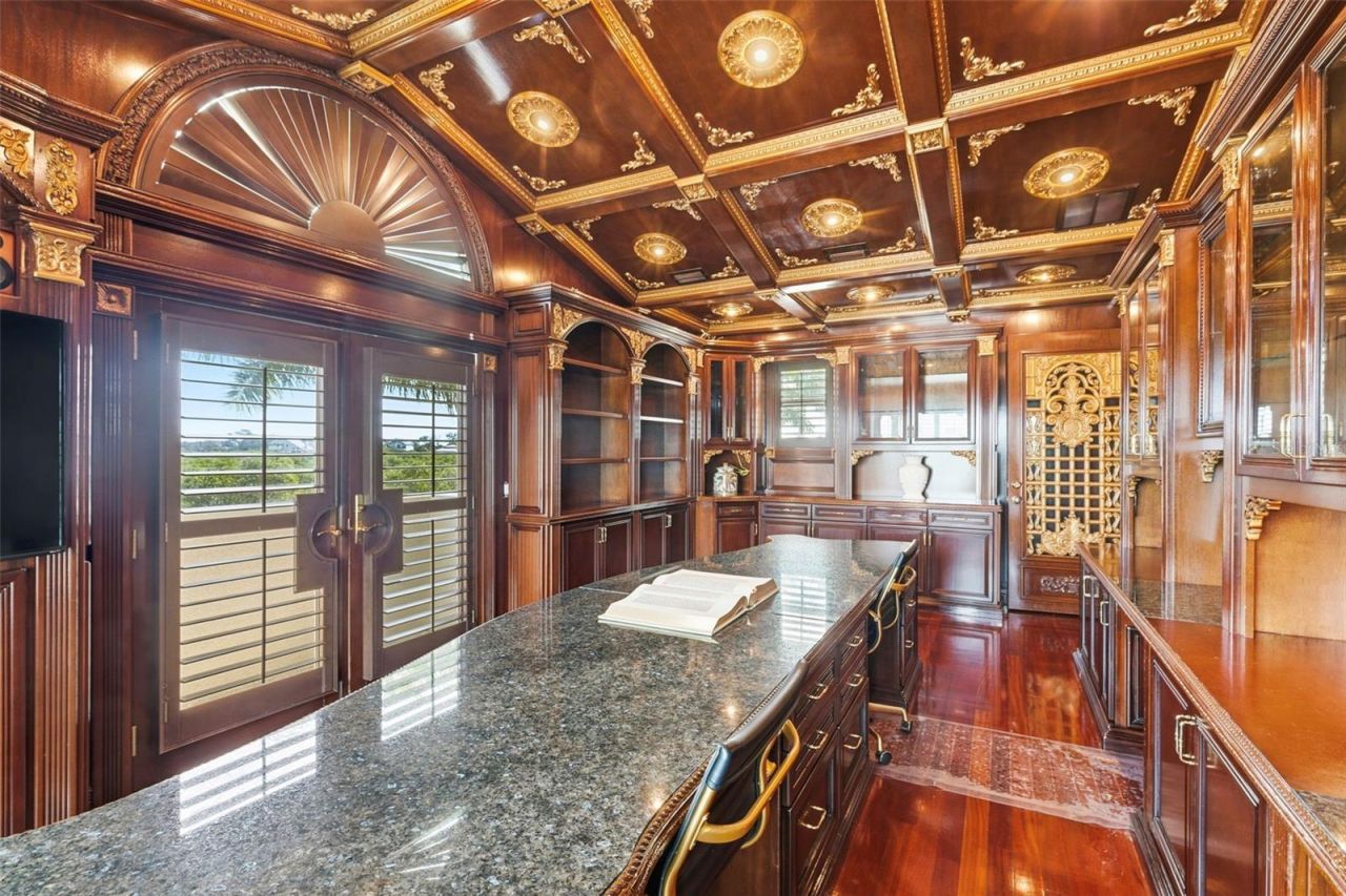 2115 Alexis Court, Tarpon Springs, FL 34689 Photo