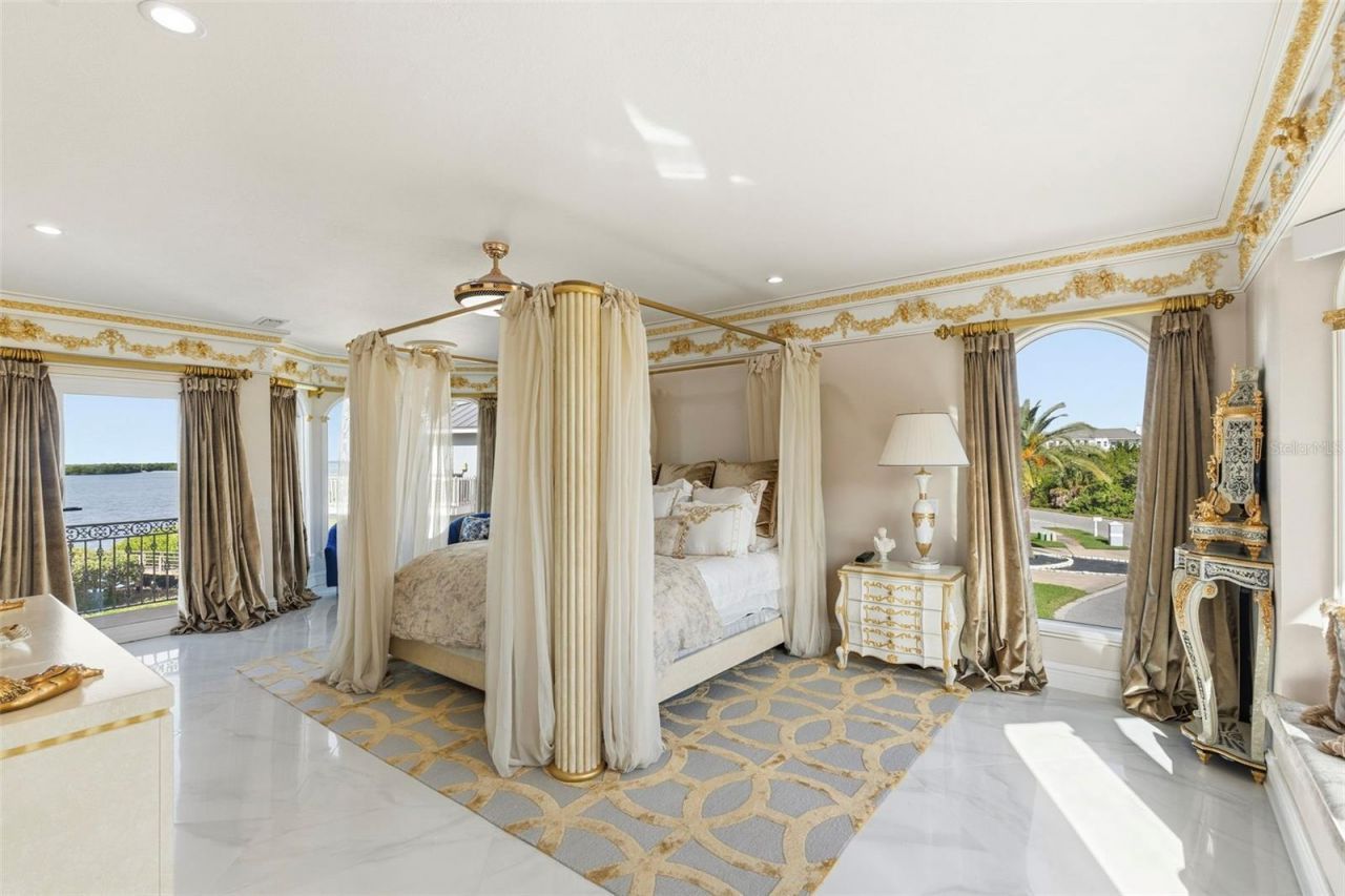 2115 Alexis Court, Tarpon Springs, FL 34689 Photo