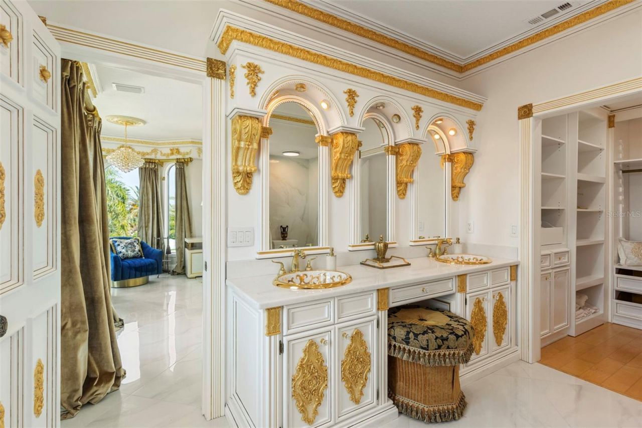 2115 Alexis Court, Tarpon Springs, FL 34689 Photo