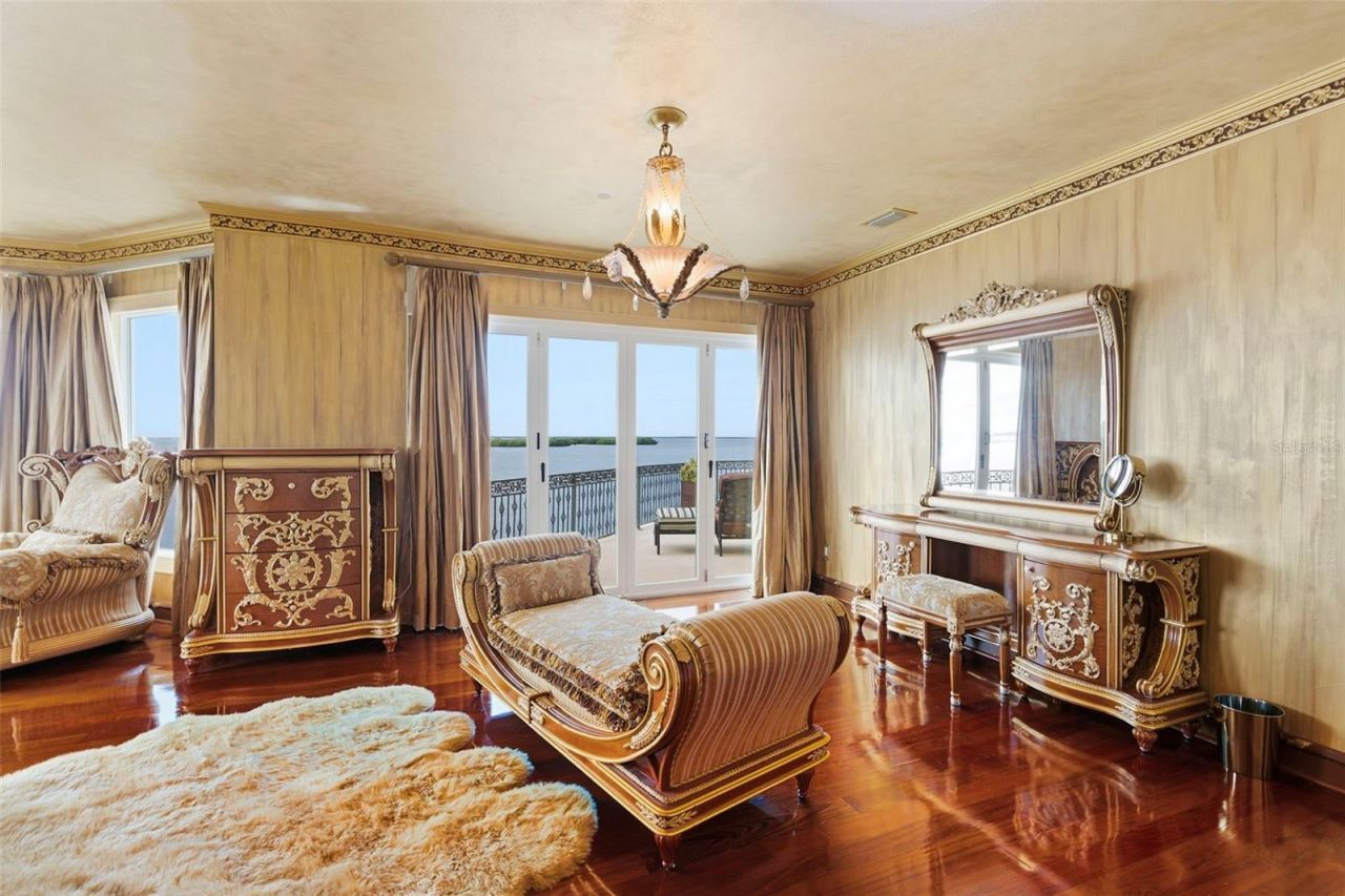 2115 Alexis Court, Tarpon Springs, FL 34689 Photo