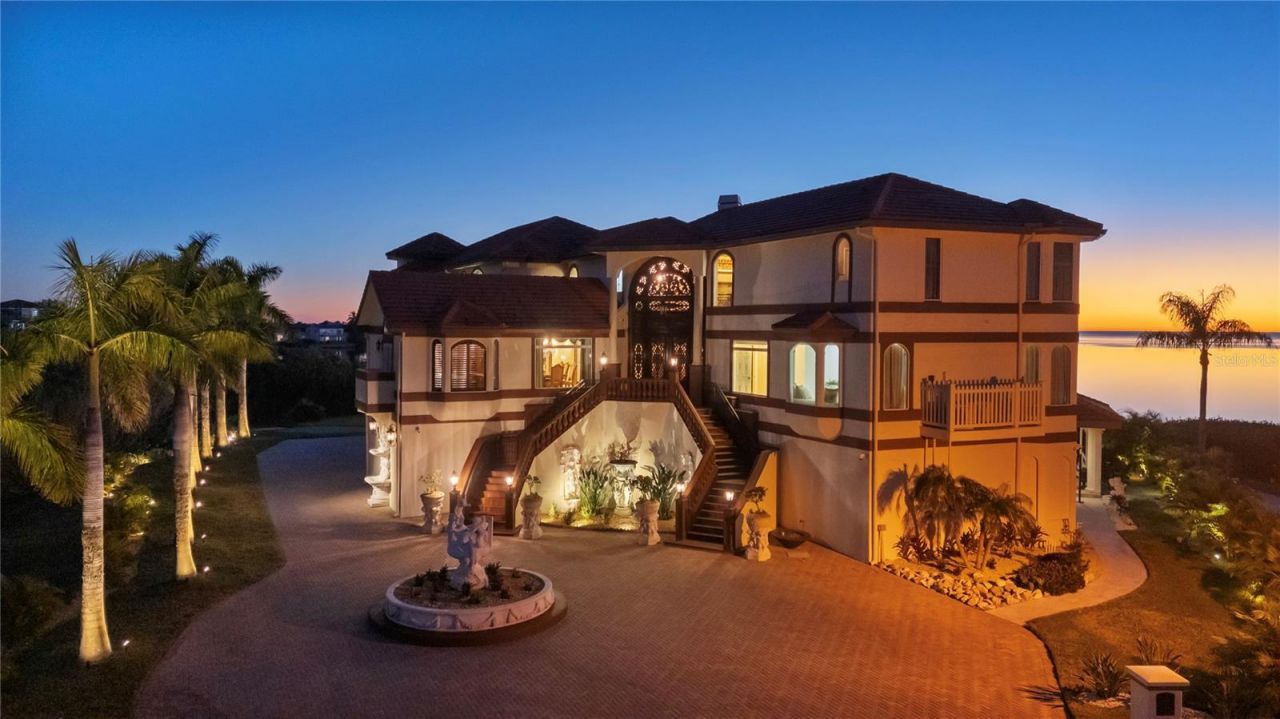 2115 Alexis Court, Tarpon Springs, FL 34689 Photo