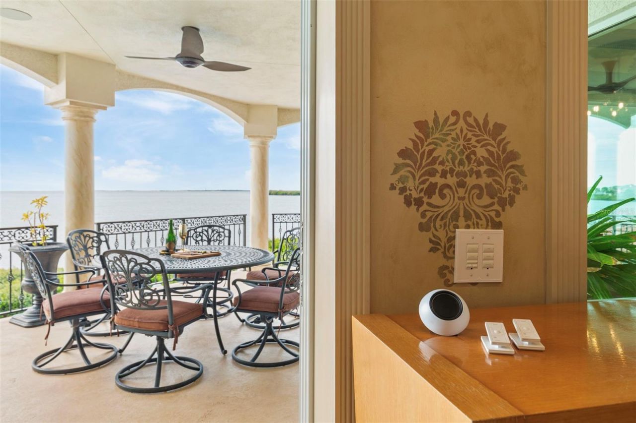 2115 Alexis Court, Tarpon Springs, FL 34689 Photo