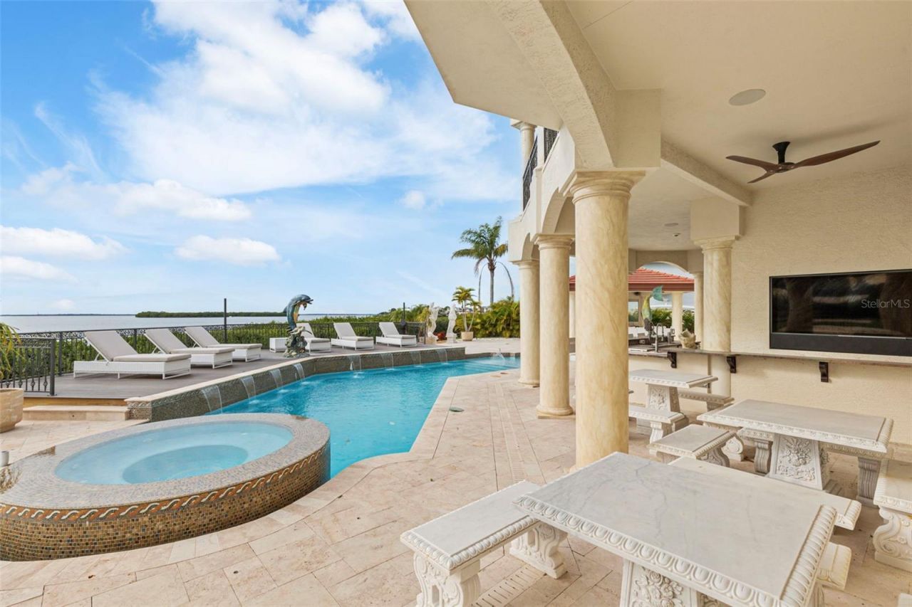 2115 Alexis Court, Tarpon Springs, FL 34689 Photo