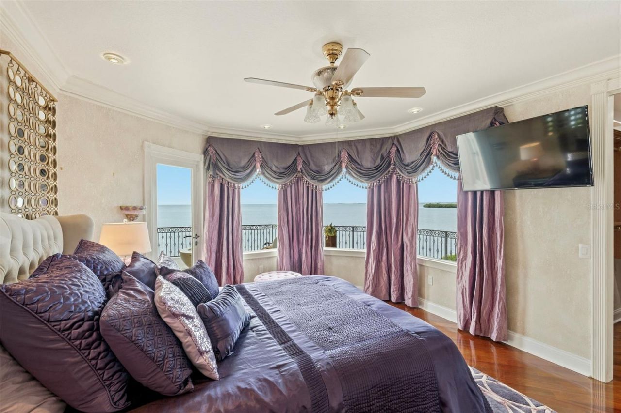 2115 Alexis Court, Tarpon Springs, FL 34689 Photo