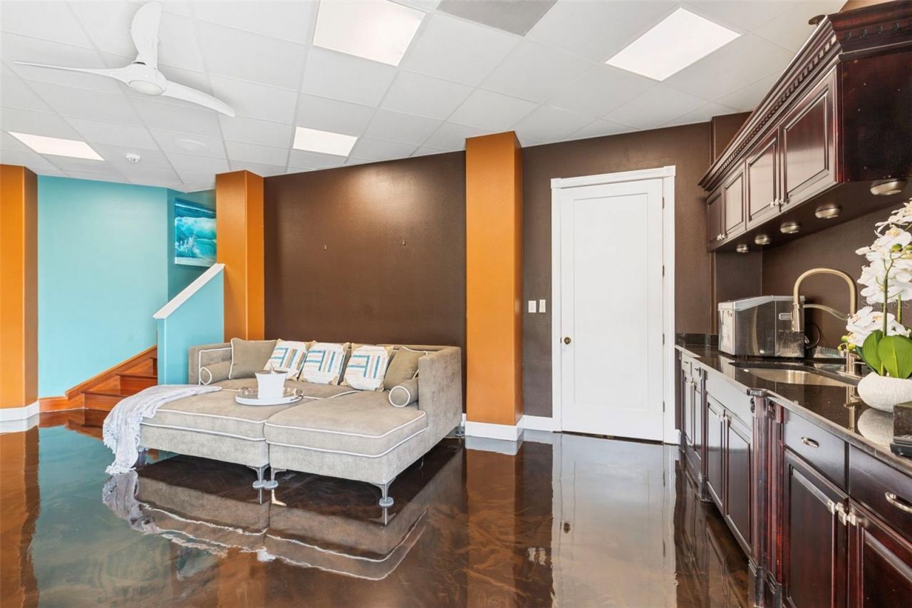 2115 Alexis Court, Tarpon Springs, FL 34689 Photo