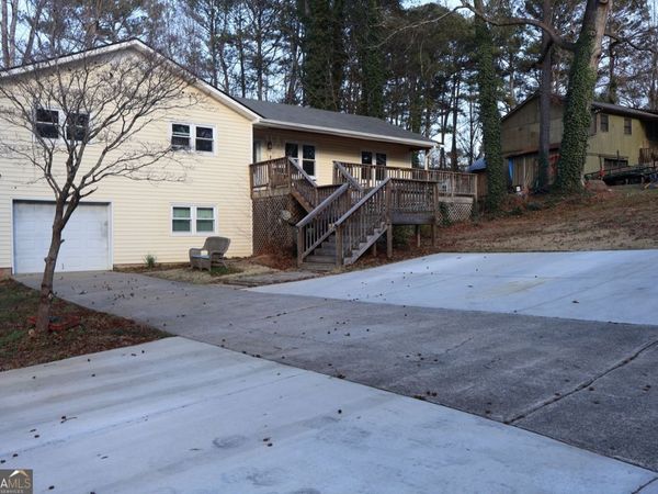 606 Echo Lane, Woodstock, GA 30189