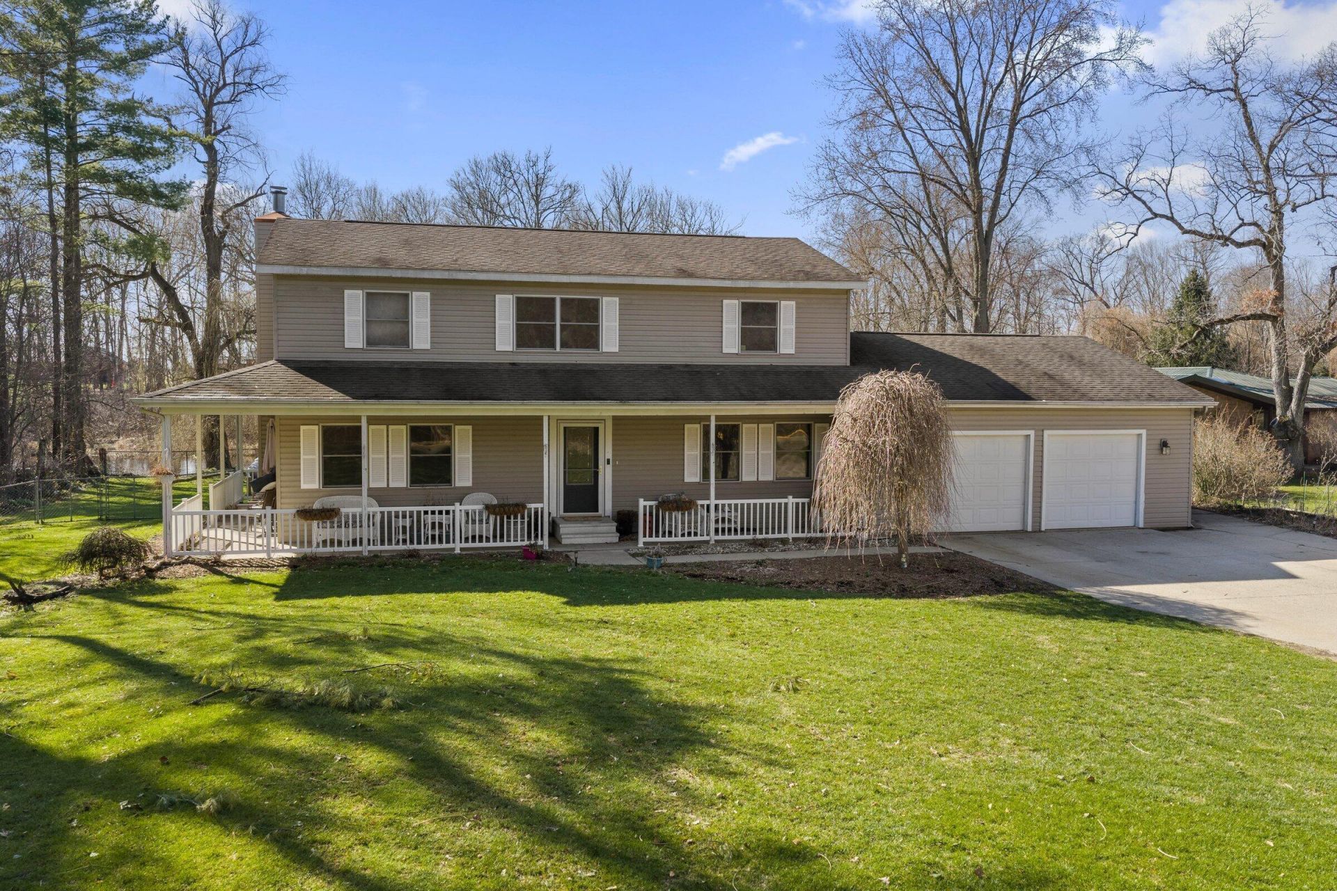 70820 Sunrise Drive, Edwardsburg, MI 49112 Main Photo