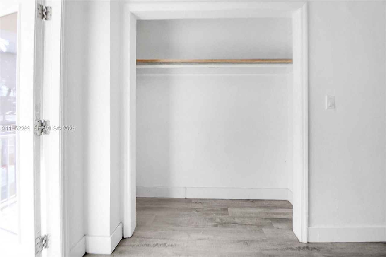 4201 Indian Creek Dr, Unit 8, Miami Beach, FL 33140 Photo