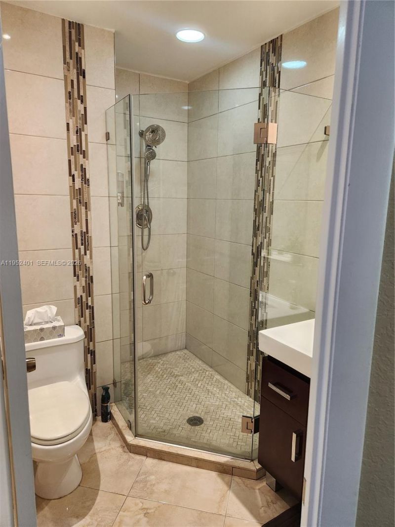 5100 NW 35th St, Unit 101, Lauderdale Lakes, FL 33319 Photo