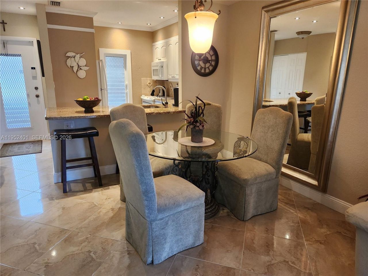 5100 NW 35th St, Unit 101, Lauderdale Lakes, FL 33319 Photo