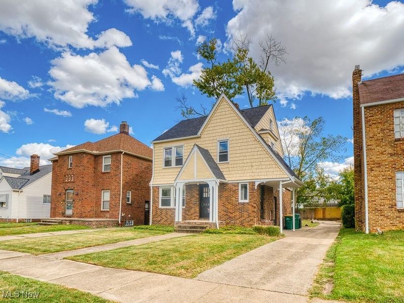 5231 Philip Avenue, Maple Heights, OH 44137 Photo 3