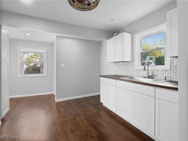 5231 Philip Avenue, Maple Heights, OH 44137 Photo 8