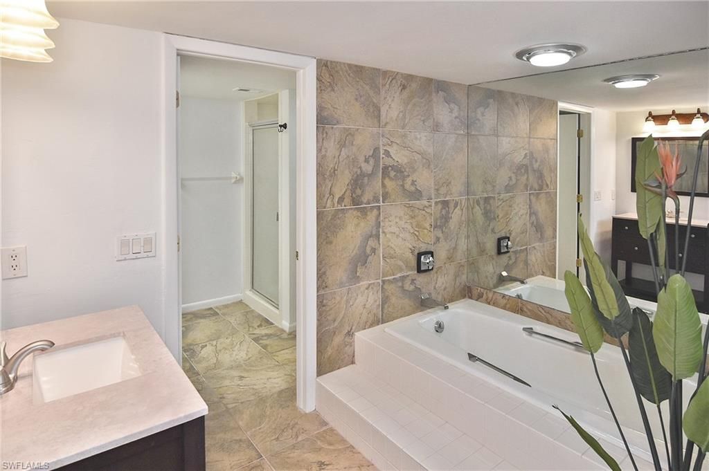 3350 N Key Dr, Unit 504, North Fort Myers, FL 33903 Photo