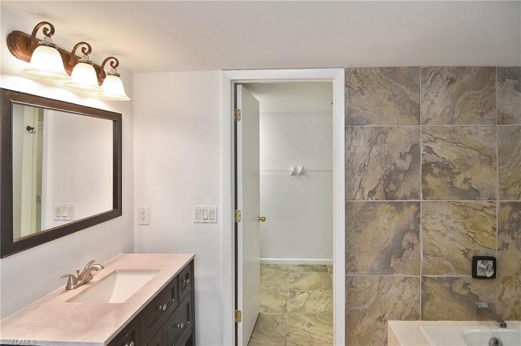 3350 N Key Dr, Unit 504, North Fort Myers, FL 33903 Photo