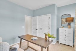 1142 Seachase Way photo 4