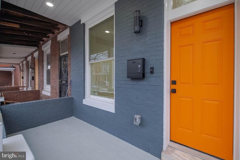 1654 Cliftview Avenue, Baltimore, MD 21213 Main Photo