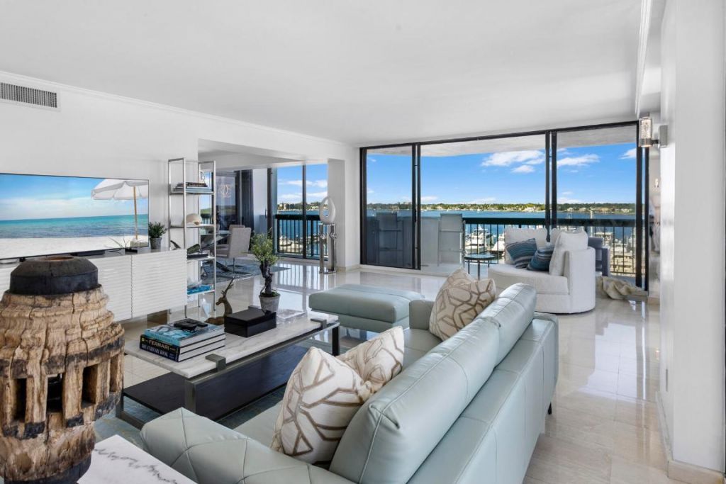 108 Lakeshore Drive, Unit 640, North Palm Beach, FL 33408 Photo