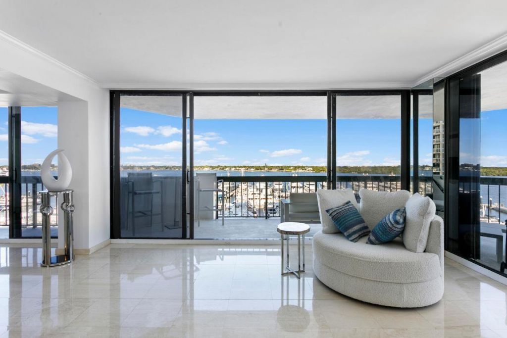 108 Lakeshore Drive, Unit 640, North Palm Beach, FL 33408 Photo