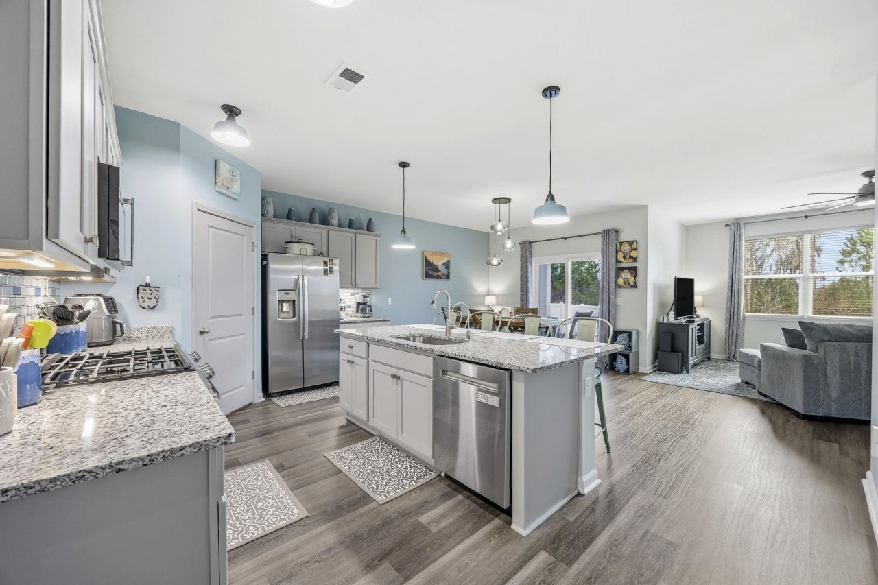 3135 Fair Ridge Way Photo 9